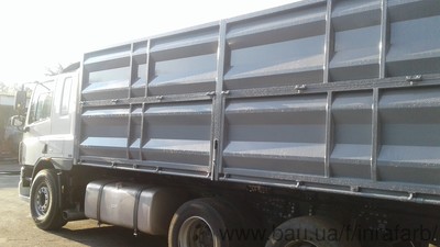 Машина окрашена краской ТМ "Днепровская вагонка" &mdash; Универсал-Инрафарб